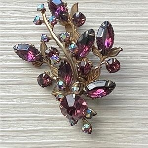 Vintage Deep Purple and Gold Brooch